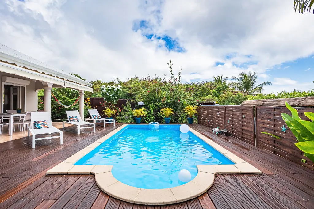 piscine et terrasse privée